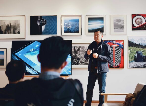 pexels-zhuhehuai-716276 (1)